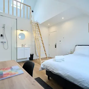 Living - , Brussel België